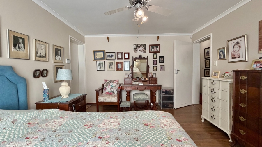 3 Bedroom Property for Sale in Paradyskloof Western Cape